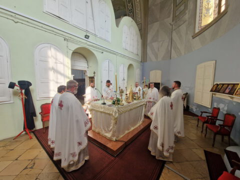 IMG-cf64b20f03b288b4974a6483d5d2d08c-V_resize