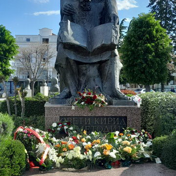 IMG-f1f8c06dc398d271e1bf5d82cc19e26c-V_resize