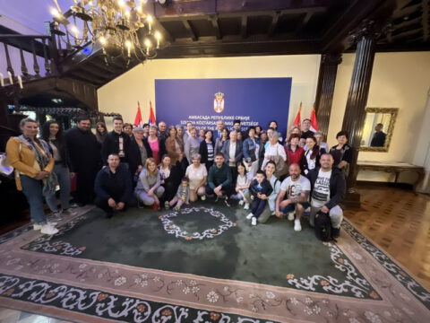 IMG-5e9958dbc9dc5d9519572f597fd20065-V_resize