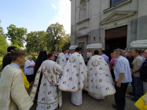 1689175418947_resize