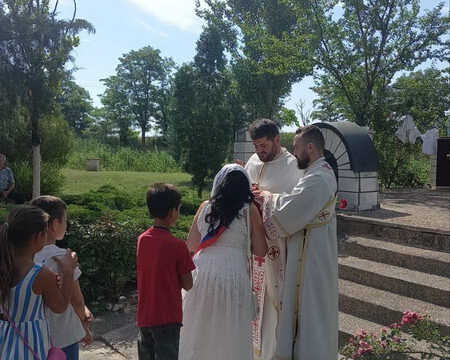 IMG-0bb89f08e2c2f03cb265060aca1b0390-V_resize