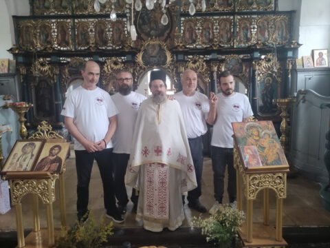 IMG-294489a40e9fafabc7d9d764c789cbc2-V_resize