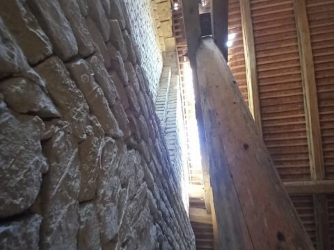 IMG-90235949f312913cc2634cdffbf8f570-V_resize