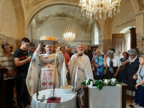 IMG-9a30195b65b00346dbf4c14ef51a283e-V_resize