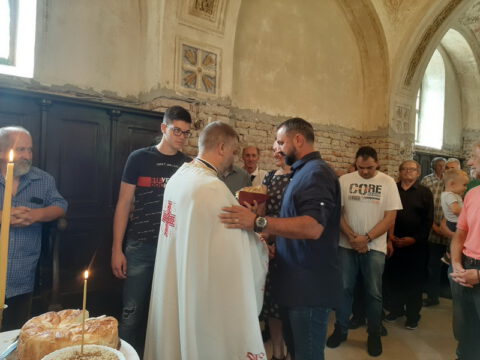 IMG-ba5989102e1df7a03cce3022d8a1313e-V_resize