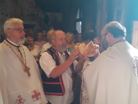 IMG-10537eec94ffc4a88c5043ab7f46365b-V_resize