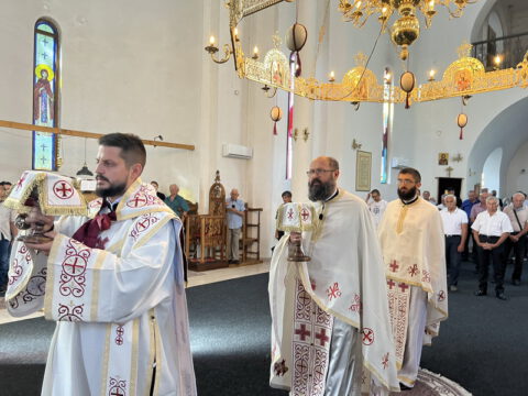 IMG-1991fdd9922e05d1c0d0906f1506a011-V_resize