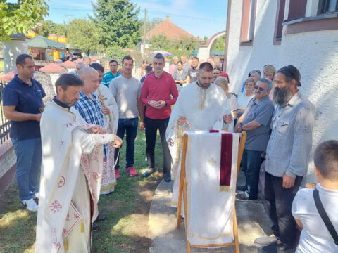 IMG-55c09fc7cd0fe8d9c9e1380361d20d83-V_resize