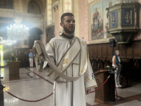 IMG-67df7f6443fa4b791334846b7c4ff7d3-V_resize