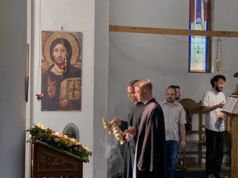 IMG-c2adfb058a888aa83209a919911e8cd3-V_resize