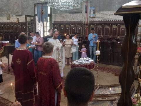 IMG-d4f51ebcfa2823e7047e66e51d1c1d75-V_resize