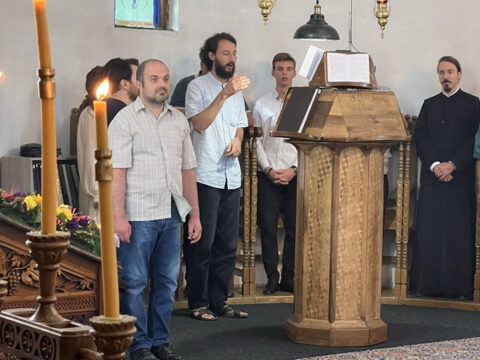 IMG-dc76520b009132693f356c613f3b48ad-V_resize