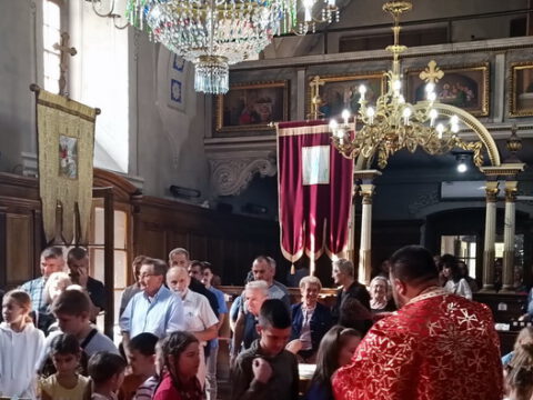 1694943727403_resize