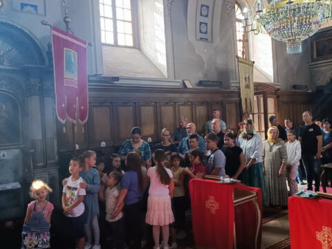 1694943727475_resize