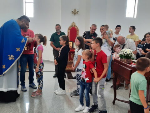 1694949434113512_resize