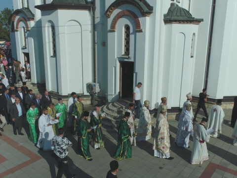 DJI_0384 - frame at 1m16s_resize