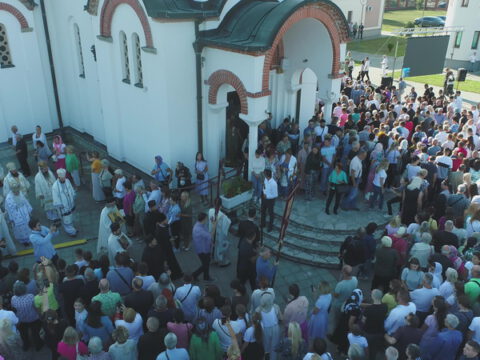 DJI_0384 - frame at 2m25s_resize