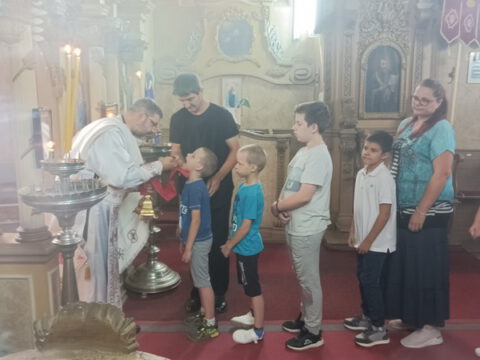 IMG-08dda2ecdb814ac2536d14bf56c2586c-V_resize