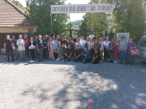 IMG-241b3d793b5ffab01e068613e7396d99-V_resize