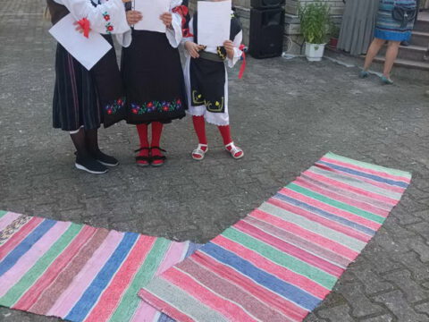 IMG-29d5fe350e29d5990f1d743a655c6018-V_resize