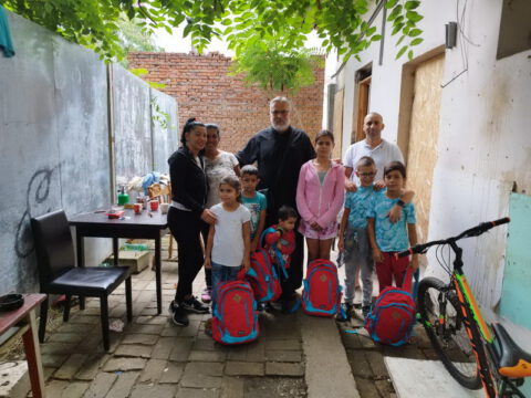 IMG-6eb34647426c416eac658fb786af4244-V_resize