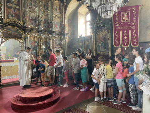 IMG-72917a870caba1ba093e523f1dd938c0-V_resize