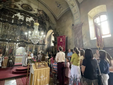 IMG-75f4e1febc18363e32fb2a7f4fdd22b8-V_resize