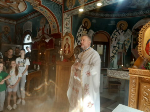 IMG-8faaefdfb3eca73bba8d4afee421b646-V_resize