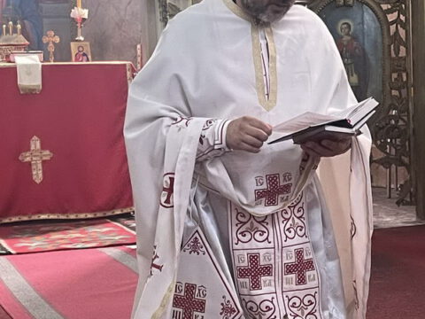 IMG-9b33e31347a502dac29ab1030879befc-V_resize