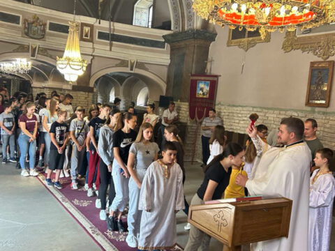 IMG-db047f80153059b57c3272a9795226de-V_resize