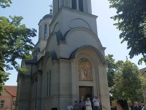 IMG-ee24bc004b2f87af23f47d5c8d8ca36f-V_resize