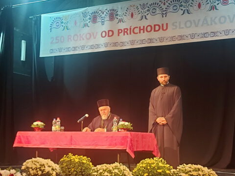 IMG-29b770cfa14776def0810ee8f913760c-V_resize