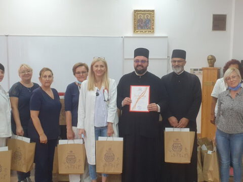 IMG-c677c21224753d21e5fd87116c6863f1-V_resize