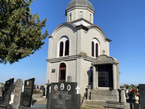 IMG-f3cc1aa8a50d15c77a38c0fd96600609-V_resize