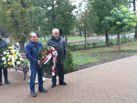 1699724342672_resize