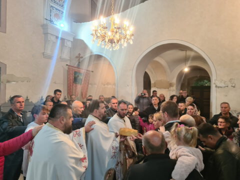 20231108_182253_resize