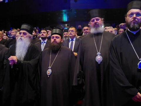 20231115_190028_resize