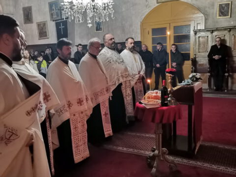 IMG-1a0674637ae1265fe1d5c741d0644fee-V_resize