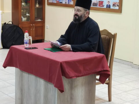 IMG-30fe10d5bd915f2c56ad0bdea22f827b-V_resize