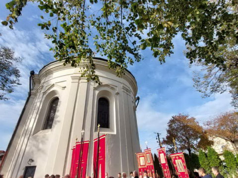 IMG-435f37d60916c0bb12d1e43f3ecec0b9-V_resize