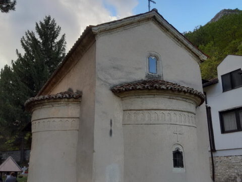 IMG-524e827c3a2990b6cf8d743c53f221fe-V_resize