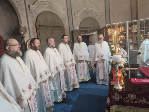 IMG-a718af27e192979eac2fbedf224ad565-V_resize