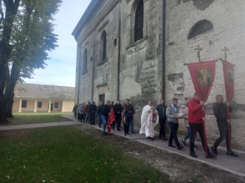 IMG-cd6b5ed4ac194208d1e427eaa3a146e5-V_resize