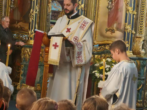 IMG-d5d637e37f9570bdc2481f1fec9850df-V_resize