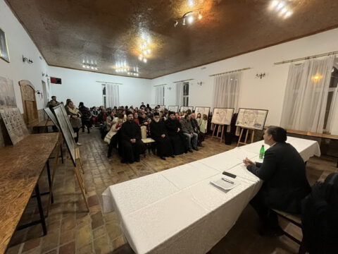 IMG-ffa0a89d6dced591f9eb8c15d2d7ce3a-V_resize