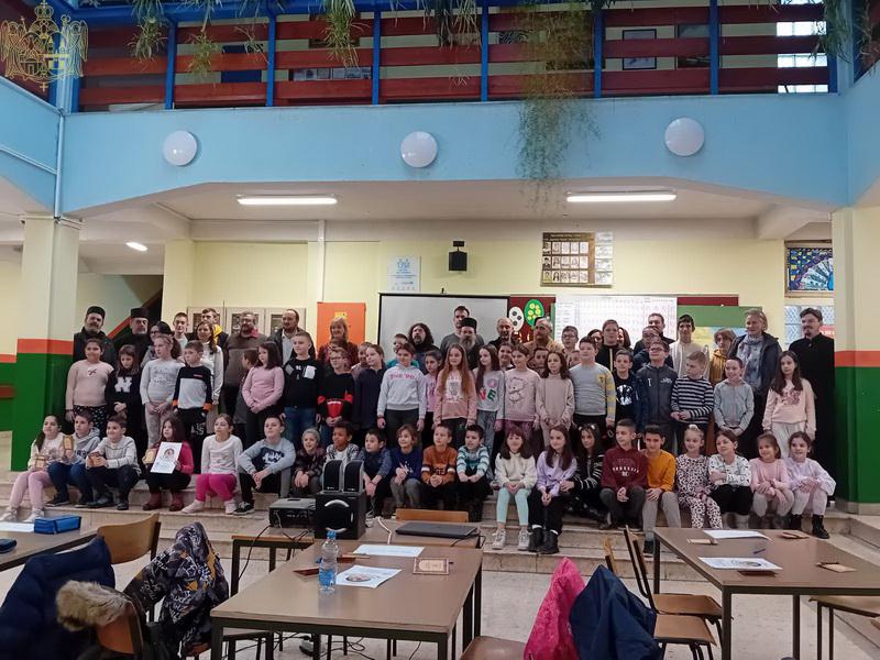 IMG-f8188eeeb0ac415f4d2af93d6d1ba049-V_resize