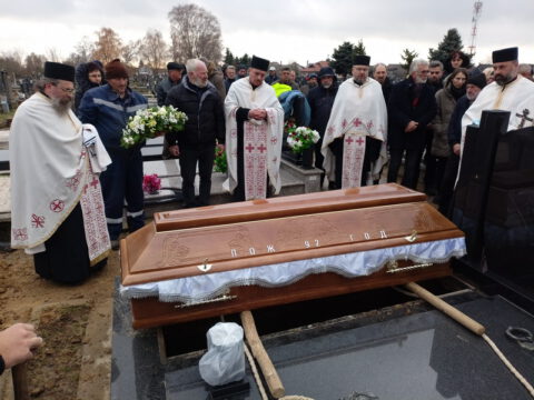 IMG20231207135941_BURST000_COVER_resize