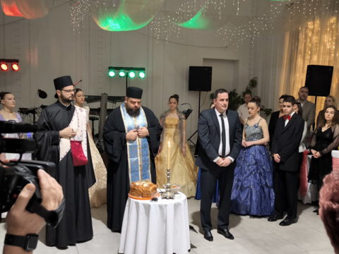 1706394354036_resize_resize