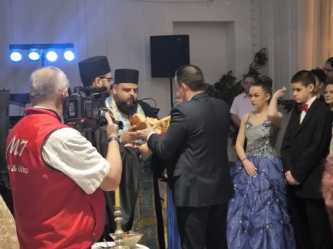 1706394354041_resize_resize