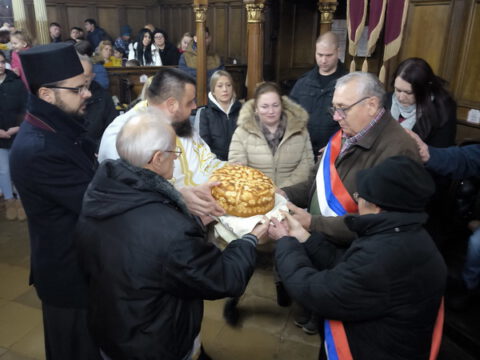 1706394354068_resize_resize